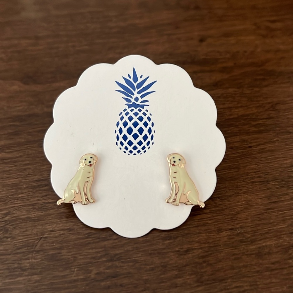 NWT yellow lab stud earrings